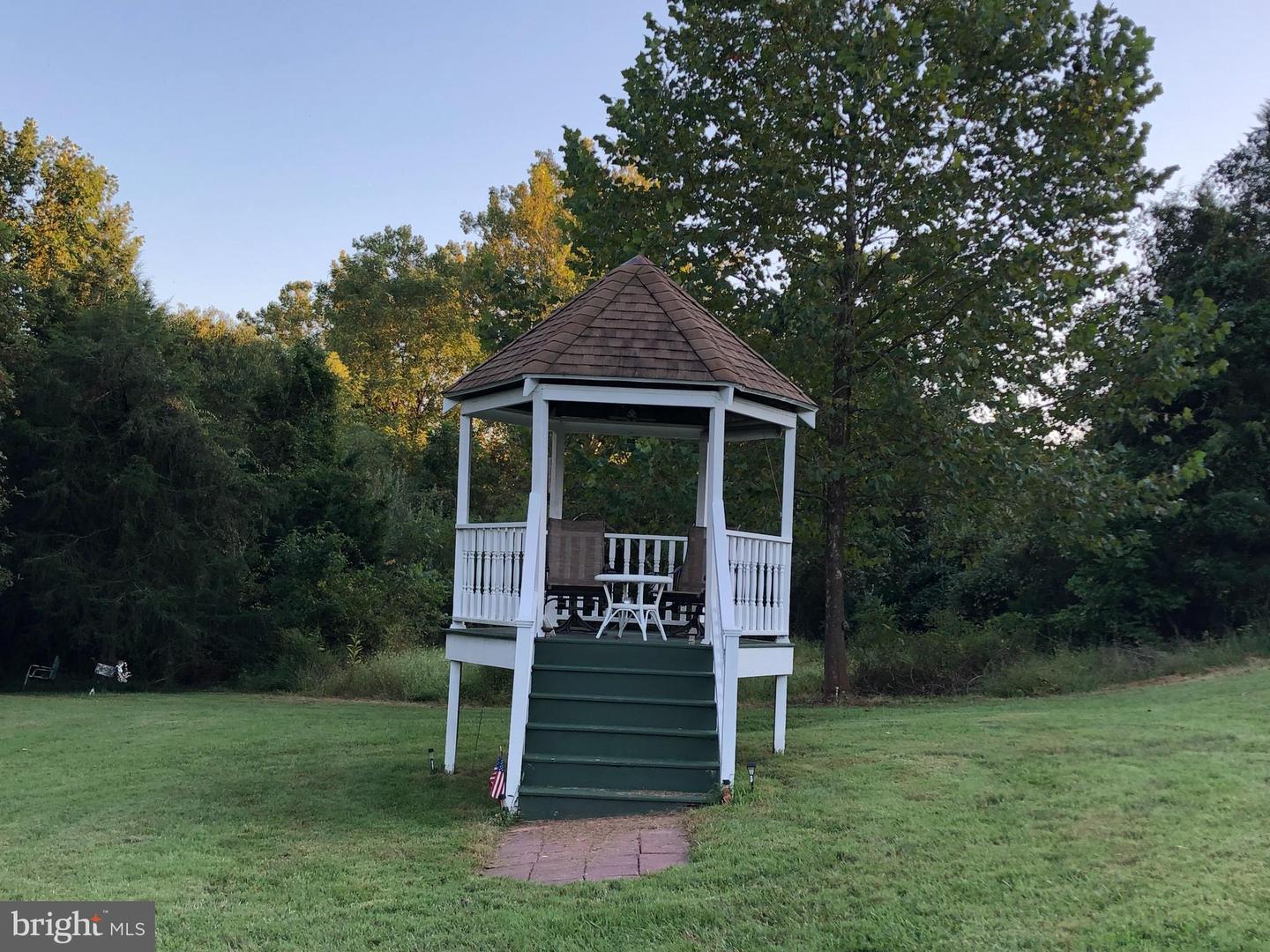 12479 SYCAMORE VISTA LN, LOVETTSVILLE, Virginia 20180, 5 Bedrooms Bedrooms, ,3 BathroomsBathrooms,Residential,For sale,12479 SYCAMORE VISTA LN,VALO2097312 MLS # VALO2097312