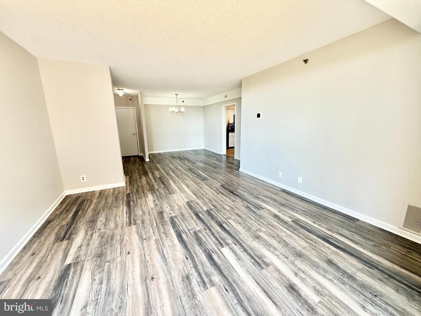 5505 SEMINARY RD #1516N, FALLS CHURCH, Virginia 22041, 2 Bedrooms Bedrooms, ,2 BathroomsBathrooms,Residential,For sale,5505 SEMINARY RD #1516N,VAFX2242080 MLS # VAFX2242080