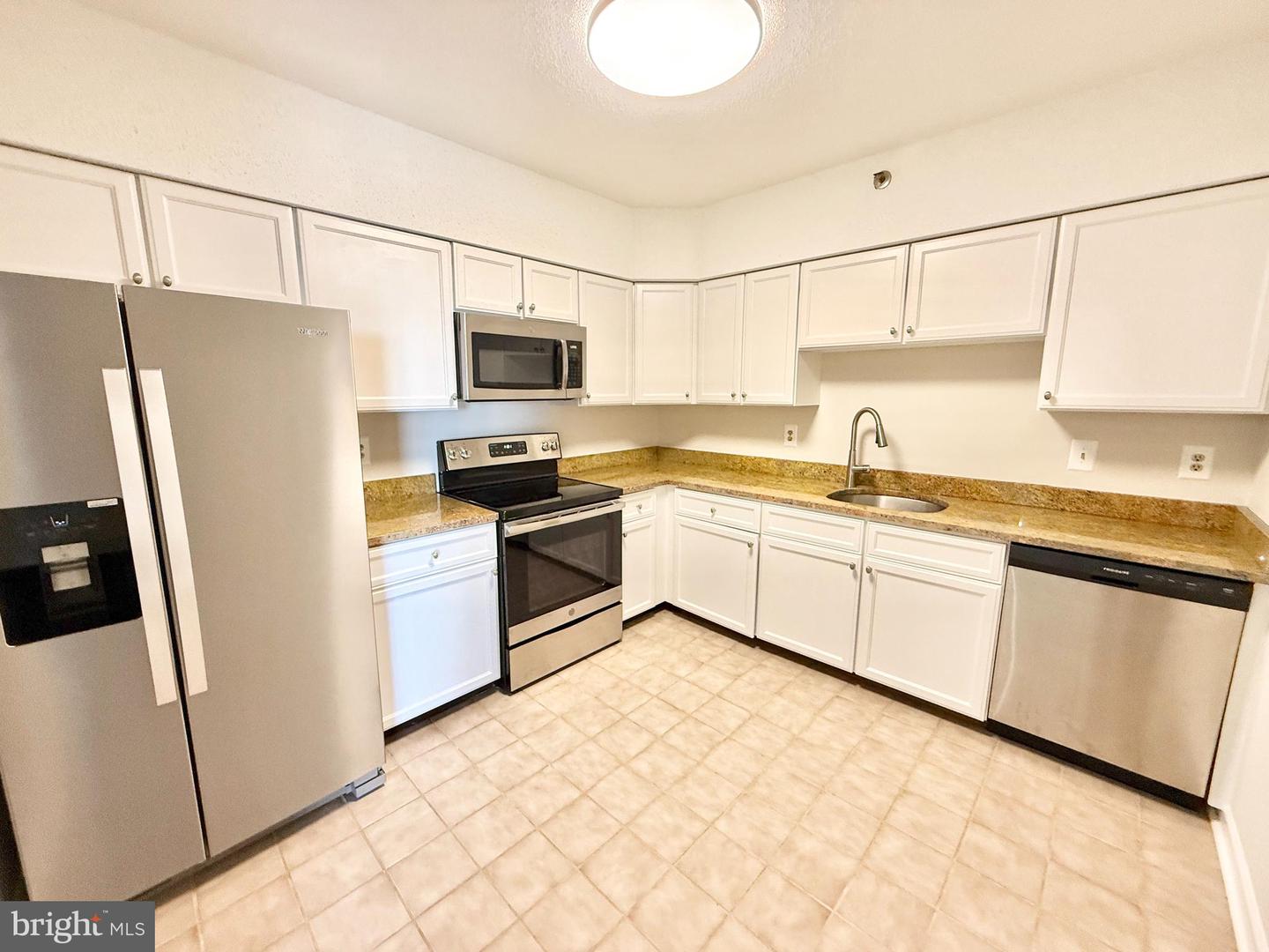 5505 SEMINARY RD #1516N, FALLS CHURCH, Virginia 22041, 2 Bedrooms Bedrooms, ,2 BathroomsBathrooms,Residential,For sale,5505 SEMINARY RD #1516N,VAFX2242080 MLS # VAFX2242080