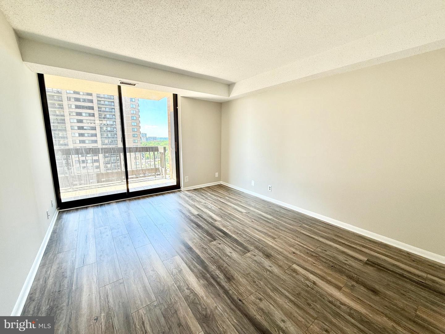 5505 SEMINARY RD #1516N, FALLS CHURCH, Virginia 22041, 2 Bedrooms Bedrooms, ,2 BathroomsBathrooms,Residential,For sale,5505 SEMINARY RD #1516N,VAFX2242080 MLS # VAFX2242080