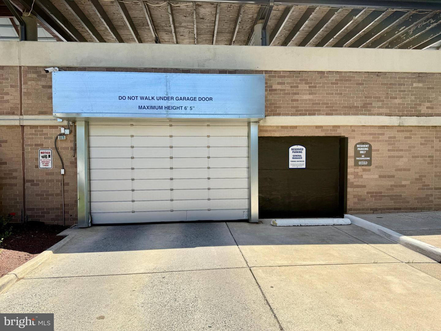 5505 SEMINARY RD #1516N, FALLS CHURCH, Virginia 22041, 2 Bedrooms Bedrooms, ,2 BathroomsBathrooms,Residential,For sale,5505 SEMINARY RD #1516N,VAFX2242080 MLS # VAFX2242080