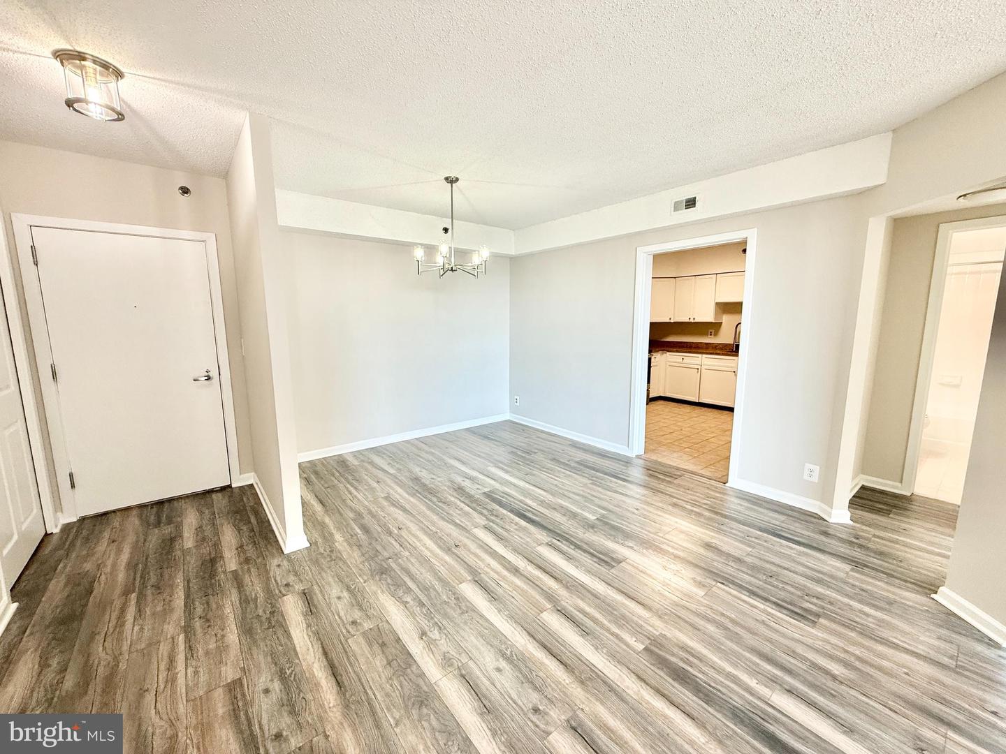 5505 SEMINARY RD #1516N, FALLS CHURCH, Virginia 22041, 2 Bedrooms Bedrooms, ,2 BathroomsBathrooms,Residential,For sale,5505 SEMINARY RD #1516N,VAFX2242080 MLS # VAFX2242080