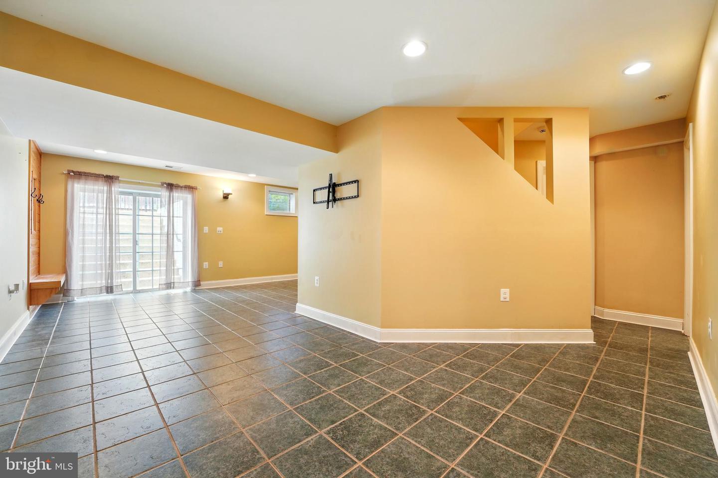 230 WHITWORTH DR, CULPEPER, Virginia 22701, 4 Bedrooms Bedrooms, ,3 BathroomsBathrooms,Residential,For sale,230 WHITWORTH DR,VACU2010642 MLS # VACU2010642