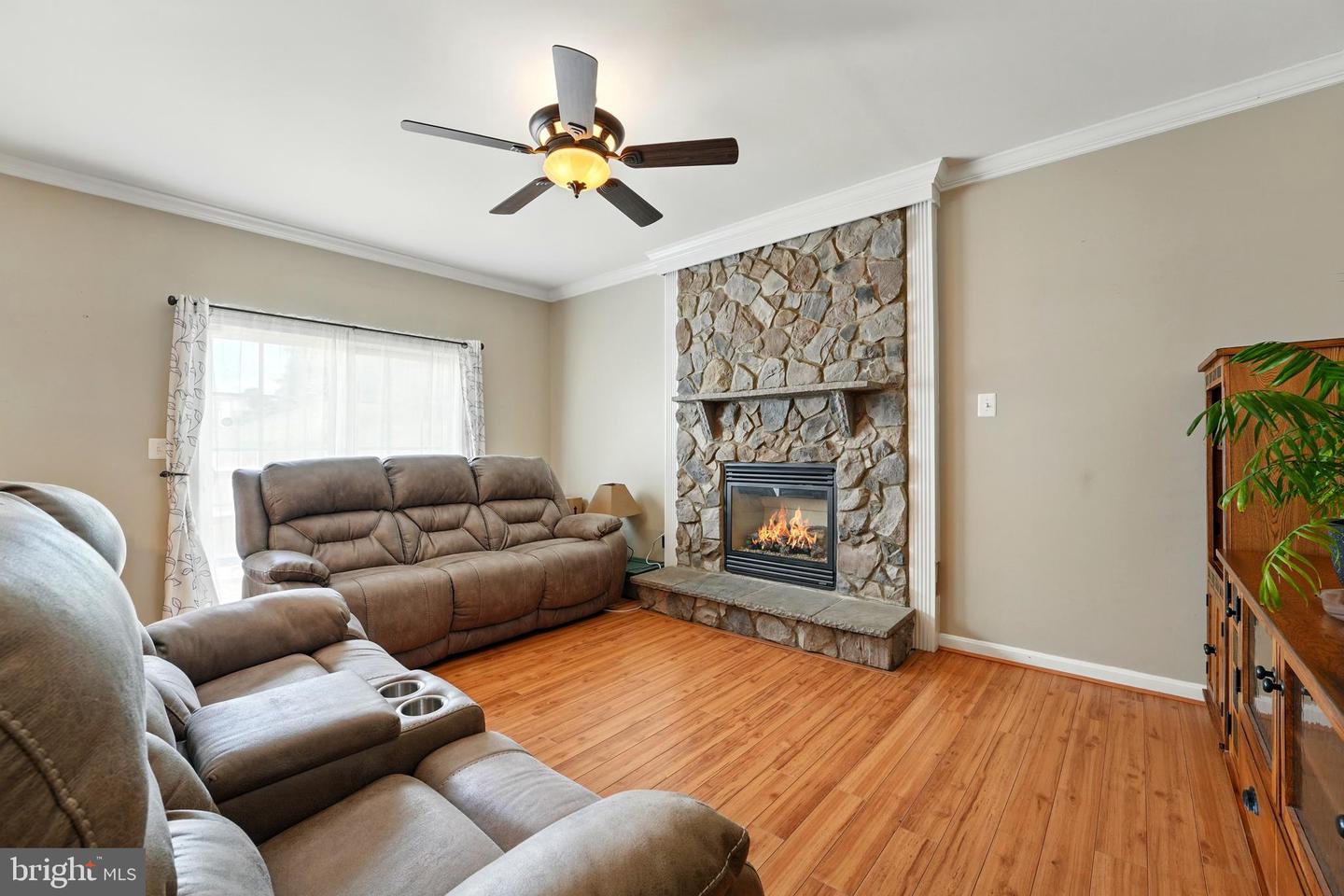 230 WHITWORTH DR, CULPEPER, Virginia 22701, 4 Bedrooms Bedrooms, ,3 BathroomsBathrooms,Residential,For sale,230 WHITWORTH DR,VACU2010642 MLS # VACU2010642