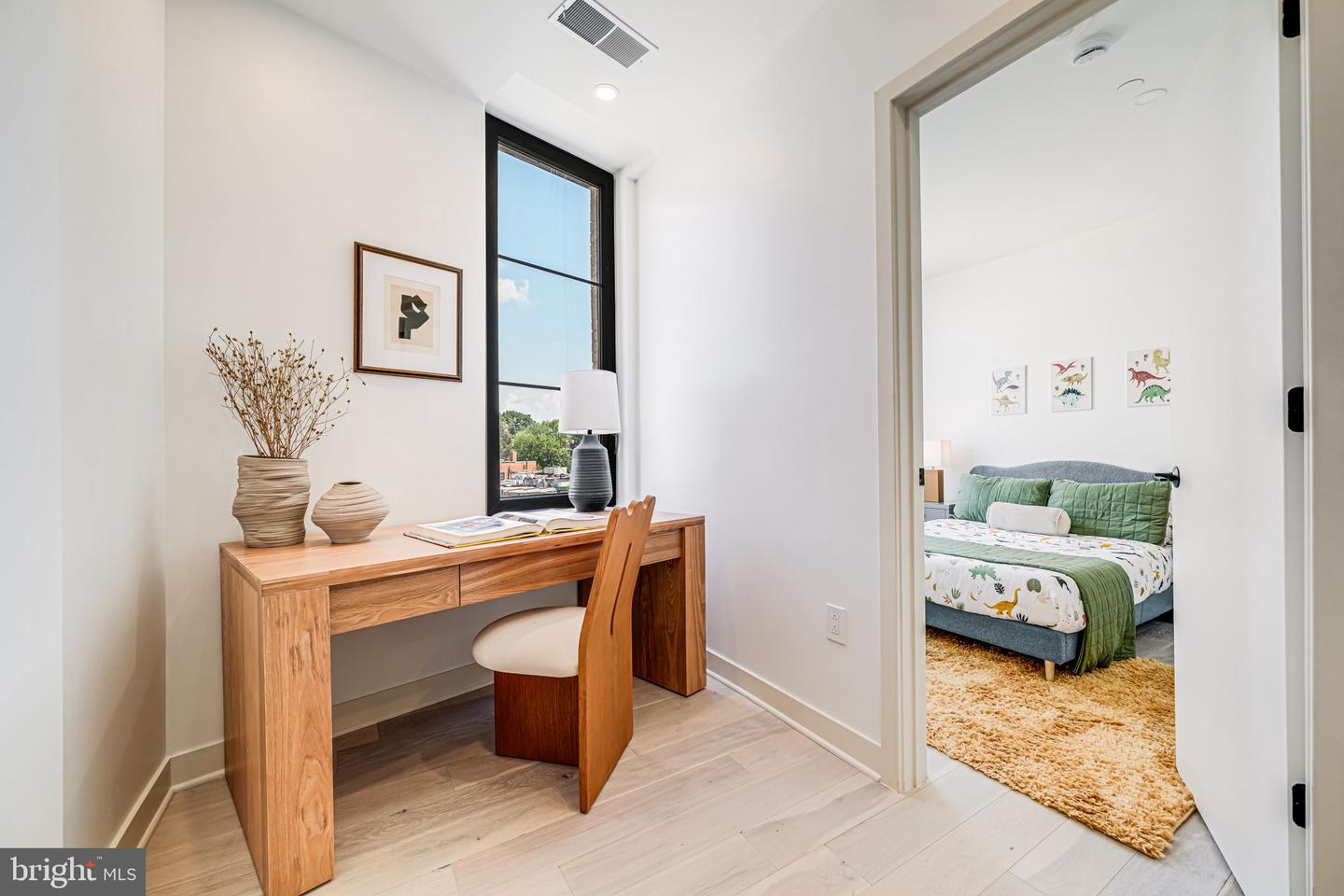 2903 NEWARK ST NW, WASHINGTON, District Of Columbia 20008, 3 Bedrooms Bedrooms, ,2 BathroomsBathrooms,Residential,For sale,2903 NEWARK ST NW,DCDC2201656 MLS # DCDC2201656