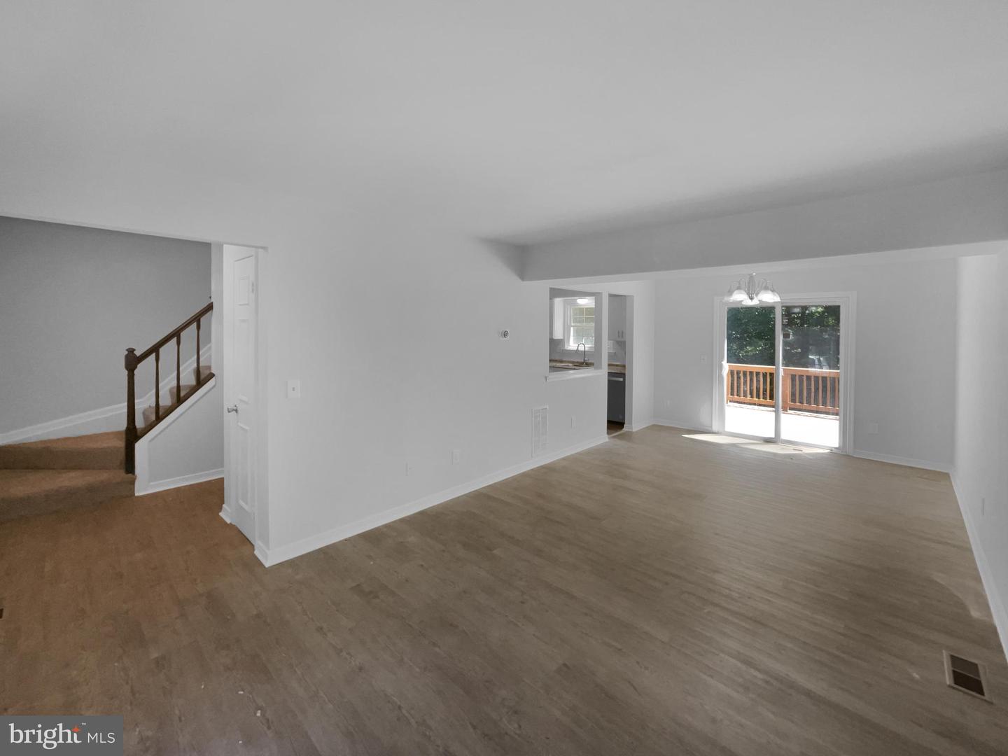 3252 TAYLOE CT, HERNDON, Virginia 20171, 3 Bedrooms Bedrooms, ,2 BathroomsBathrooms,Residential,For sale,3252 TAYLOE CT,VAFX2242206 MLS # VAFX2242206