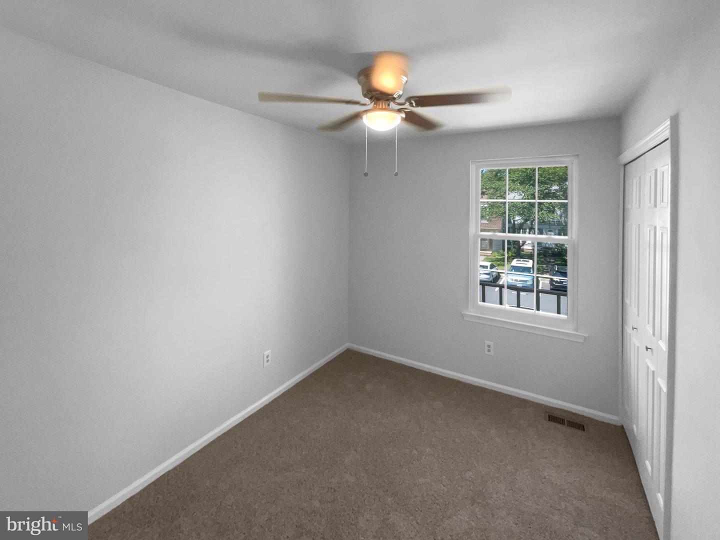 3252 TAYLOE CT, HERNDON, Virginia 20171, 3 Bedrooms Bedrooms, ,2 BathroomsBathrooms,Residential,For sale,3252 TAYLOE CT,VAFX2242206 MLS # VAFX2242206