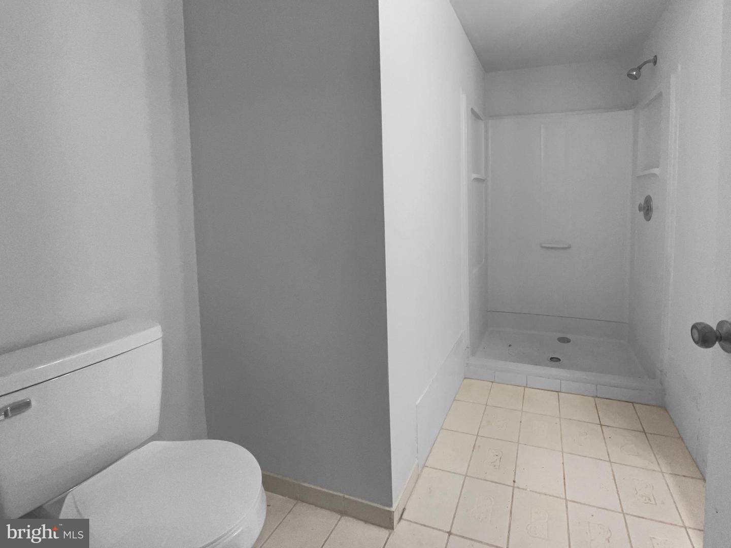 3252 TAYLOE CT, HERNDON, Virginia 20171, 3 Bedrooms Bedrooms, ,2 BathroomsBathrooms,Residential,For sale,3252 TAYLOE CT,VAFX2242206 MLS # VAFX2242206