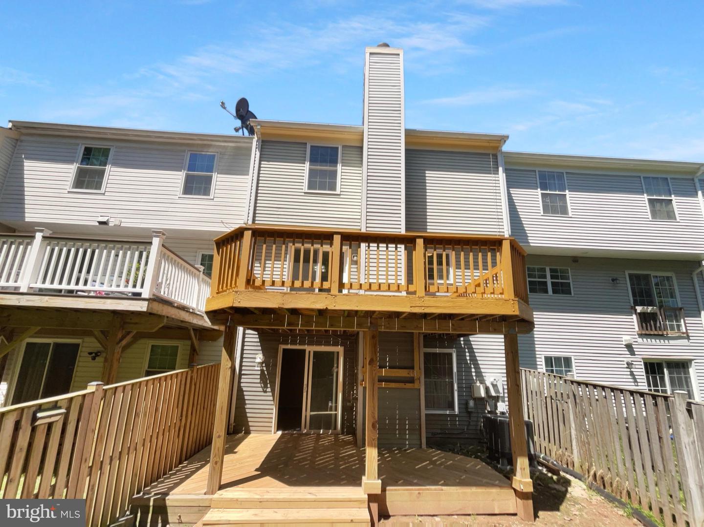 3252 TAYLOE CT, HERNDON, Virginia 20171, 3 Bedrooms Bedrooms, ,2 BathroomsBathrooms,Residential,For sale,3252 TAYLOE CT,VAFX2242206 MLS # VAFX2242206