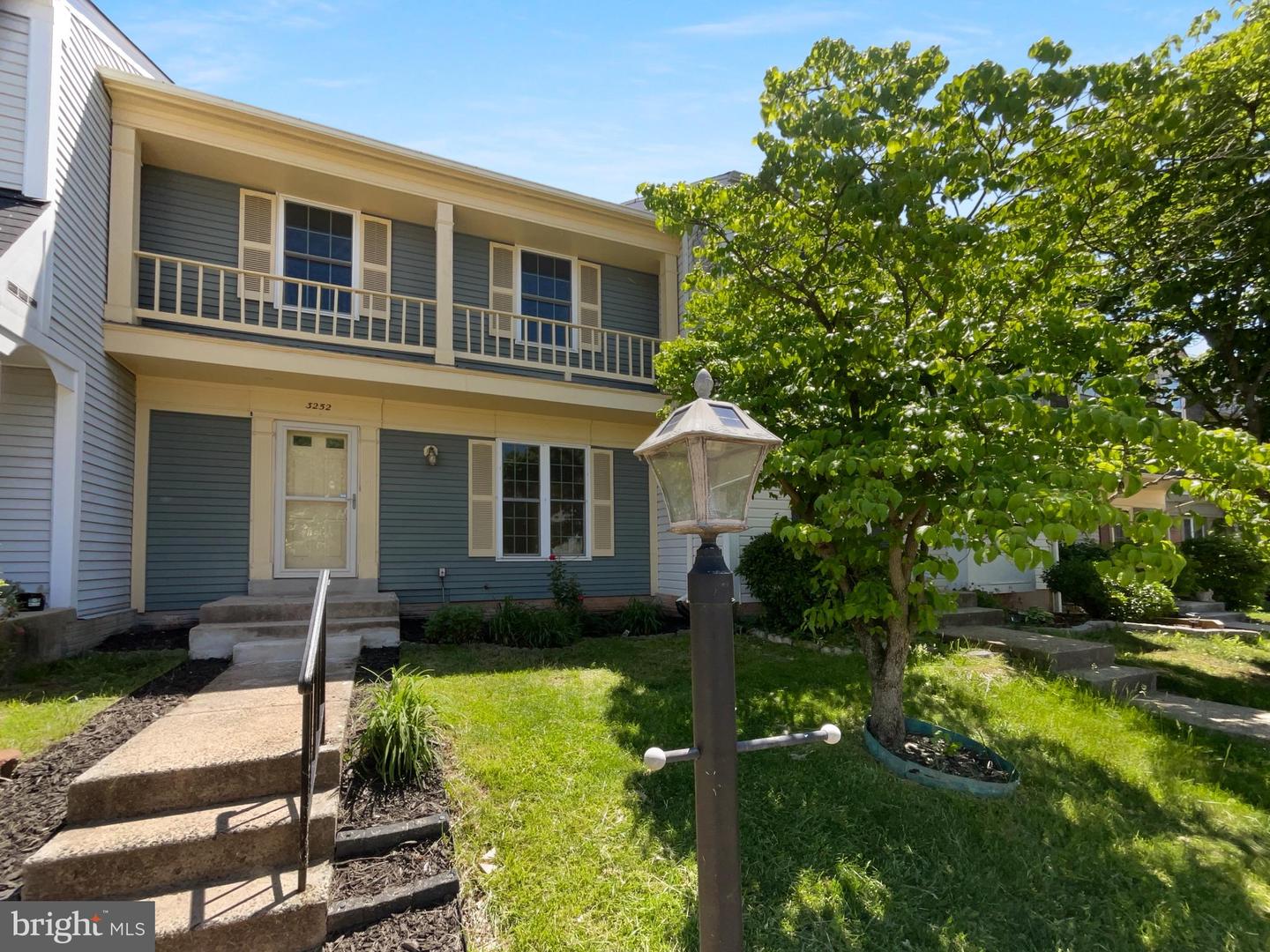 3252 TAYLOE CT, HERNDON, Virginia 20171, 3 Bedrooms Bedrooms, ,2 BathroomsBathrooms,Residential,For sale,3252 TAYLOE CT,VAFX2242206 MLS # VAFX2242206