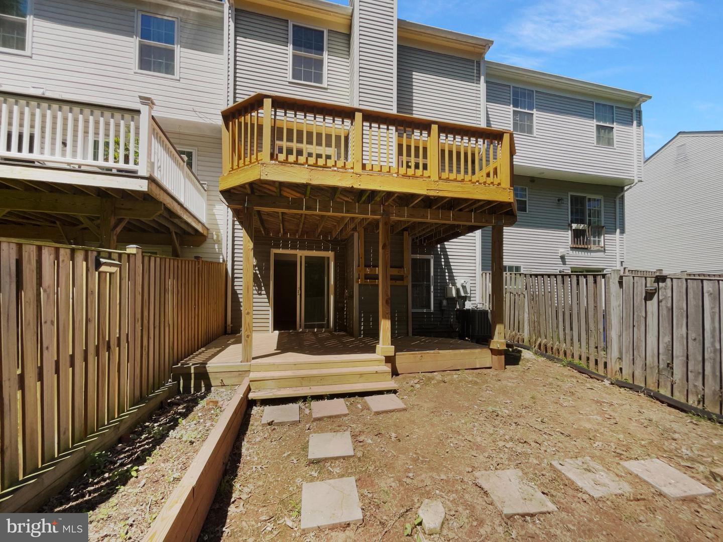 3252 TAYLOE CT, HERNDON, Virginia 20171, 3 Bedrooms Bedrooms, ,2 BathroomsBathrooms,Residential,For sale,3252 TAYLOE CT,VAFX2242206 MLS # VAFX2242206