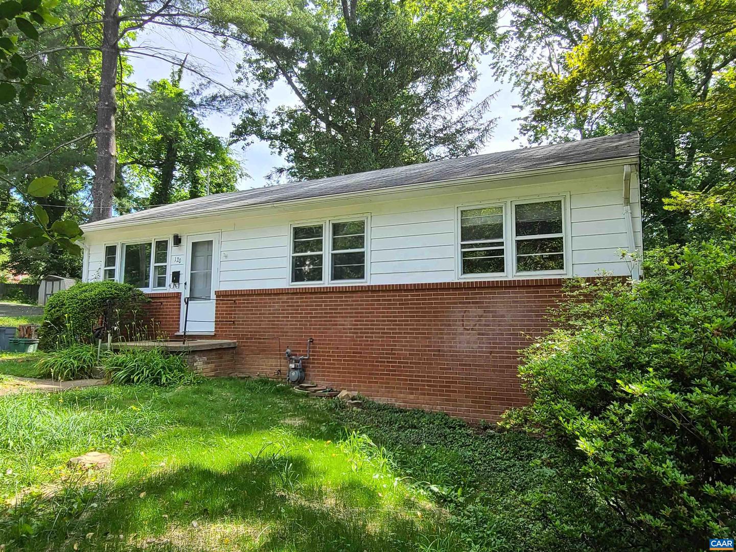 120 THOMAS DR, CHARLOTTESVILLE, Virginia 22911, 4 Bedrooms Bedrooms, ,3 BathroomsBathrooms,Residential,For sale,120 THOMAS DR,664739 MLS # 664739