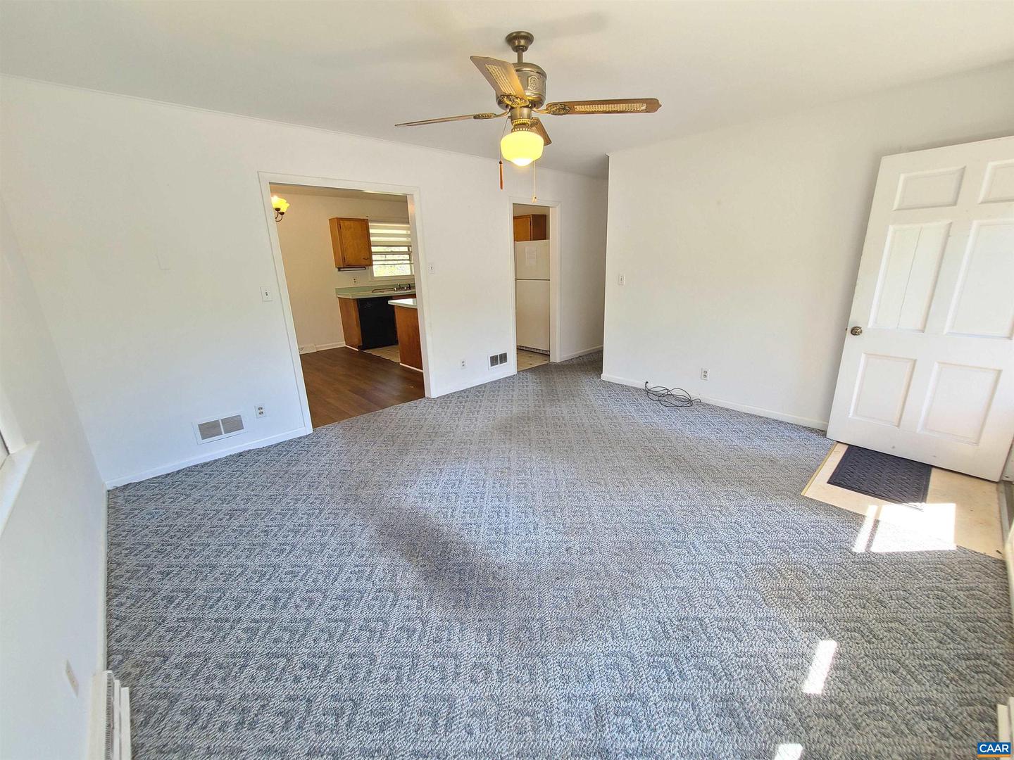 120 THOMAS DR, CHARLOTTESVILLE, Virginia 22911, 4 Bedrooms Bedrooms, ,3 BathroomsBathrooms,Residential,For sale,120 THOMAS DR,664739 MLS # 664739