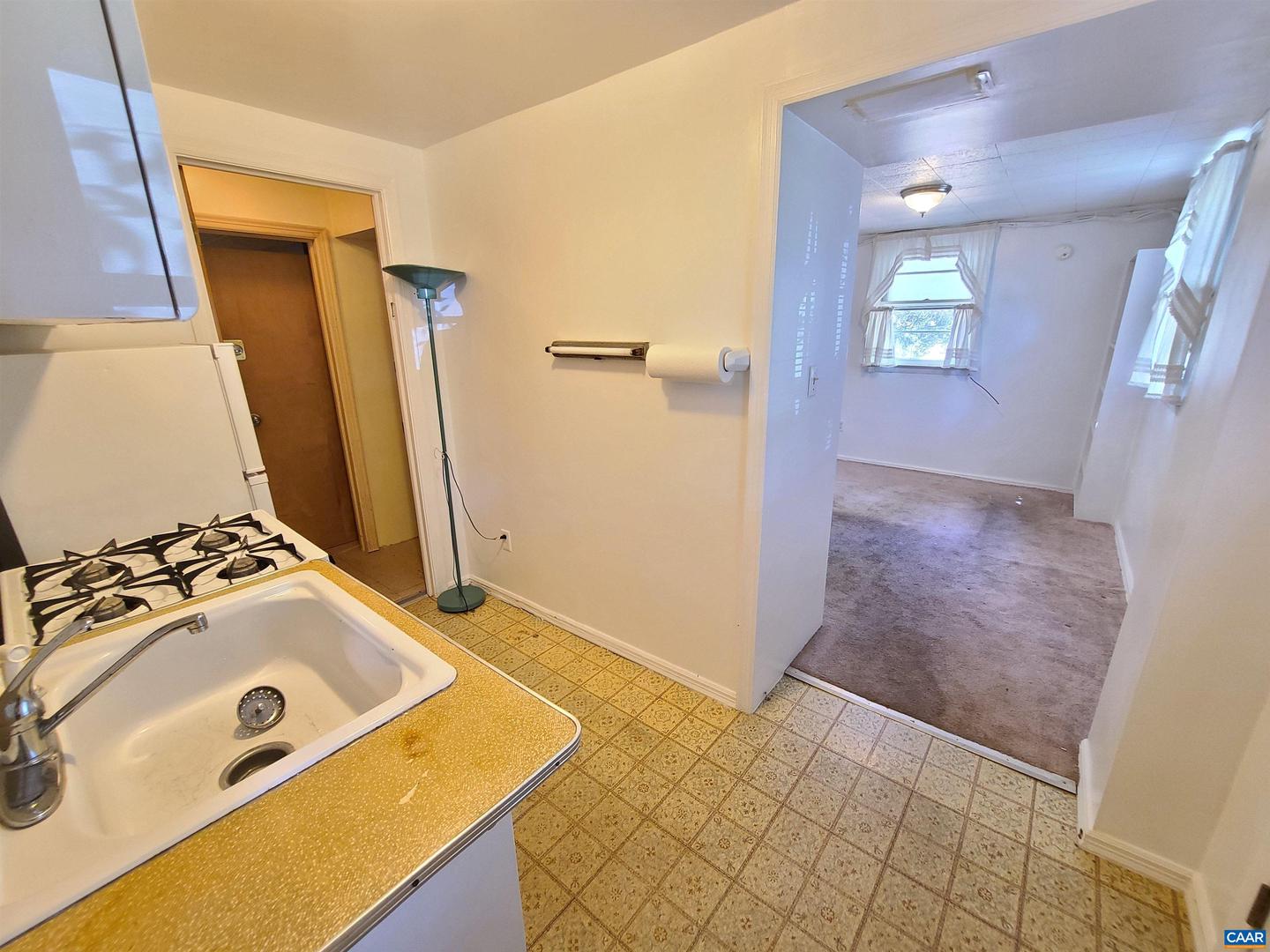 120 THOMAS DR, CHARLOTTESVILLE, Virginia 22911, 4 Bedrooms Bedrooms, ,3 BathroomsBathrooms,Residential,For sale,120 THOMAS DR,664739 MLS # 664739