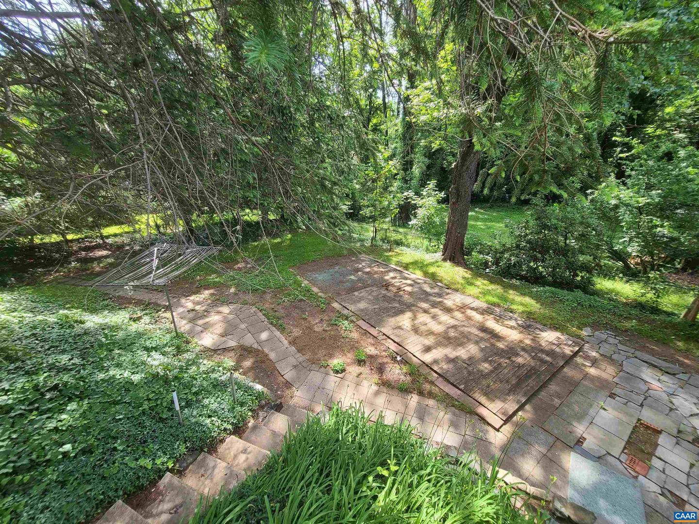 120 THOMAS DR, CHARLOTTESVILLE, Virginia 22911, 4 Bedrooms Bedrooms, ,3 BathroomsBathrooms,Residential,For sale,120 THOMAS DR,664739 MLS # 664739