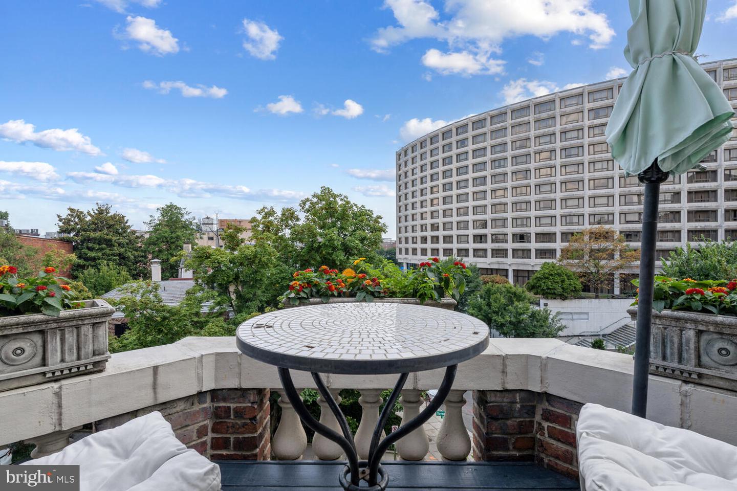 2001 19TH ST NW #10, WASHINGTON, District Of Columbia 20009, 2 Bedrooms Bedrooms, 5 Rooms Rooms,2 BathroomsBathrooms,Residential,For sale,2001 19TH ST NW #10,DCDC2201720 MLS # DCDC2201720