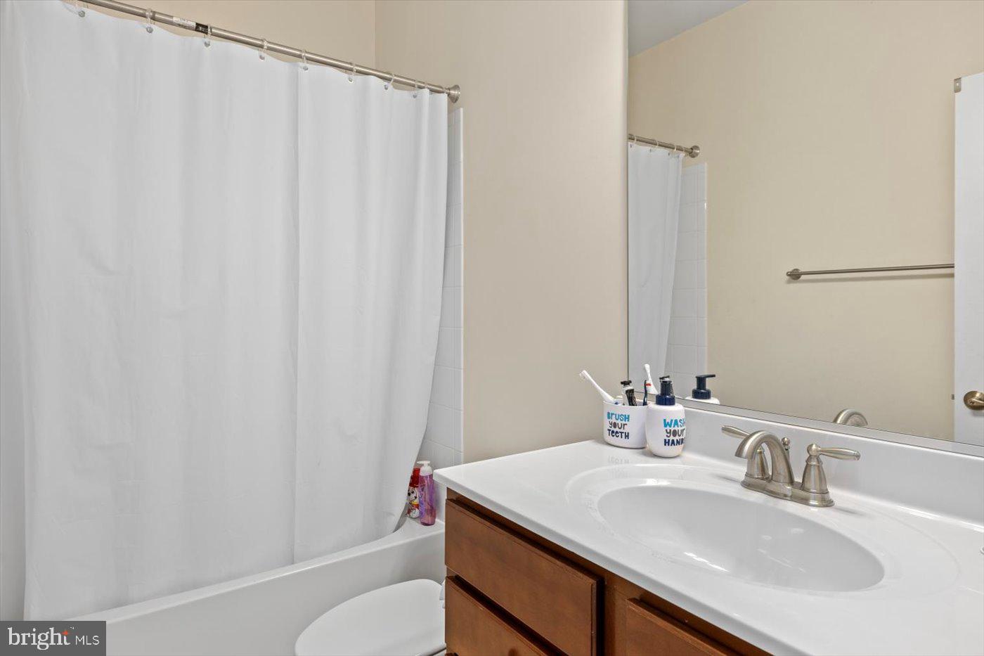 11402 OSPREY TRL, SPOTSYLVANIA, Virginia 22551, 3 Bedrooms Bedrooms, ,2 BathroomsBathrooms,Residential,For sale,11402 OSPREY TRL,VASP2033302 MLS # VASP2033302