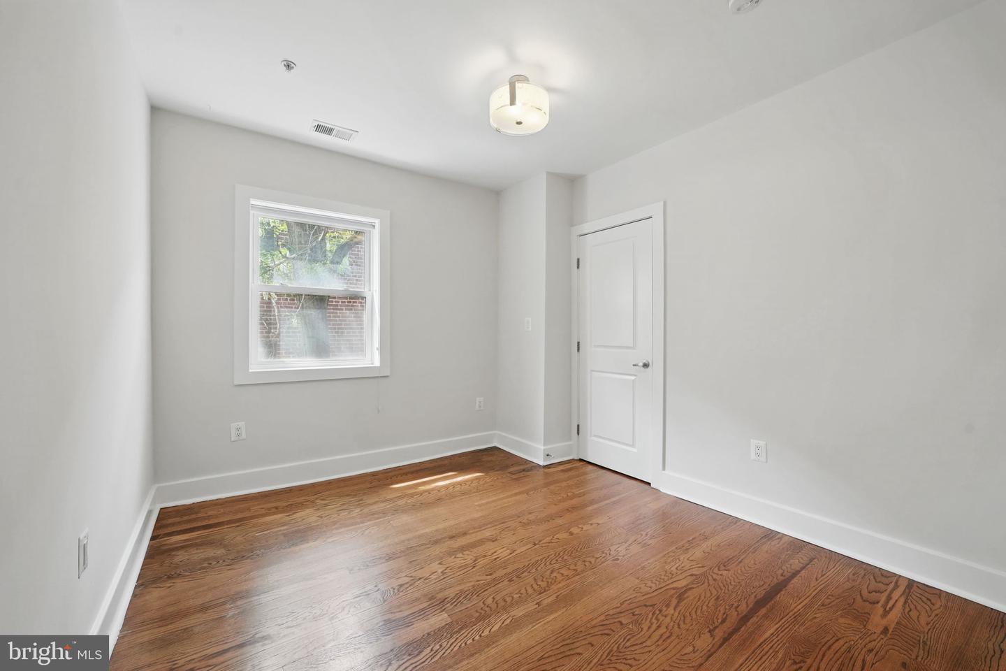 2300 17TH ST NW, WASHINGTON, District Of Columbia 20009, 6 Bedrooms Bedrooms, ,6 BathroomsBathrooms,Residential,For sale,2300 17TH ST NW,DCDC2201776 MLS # DCDC2201776