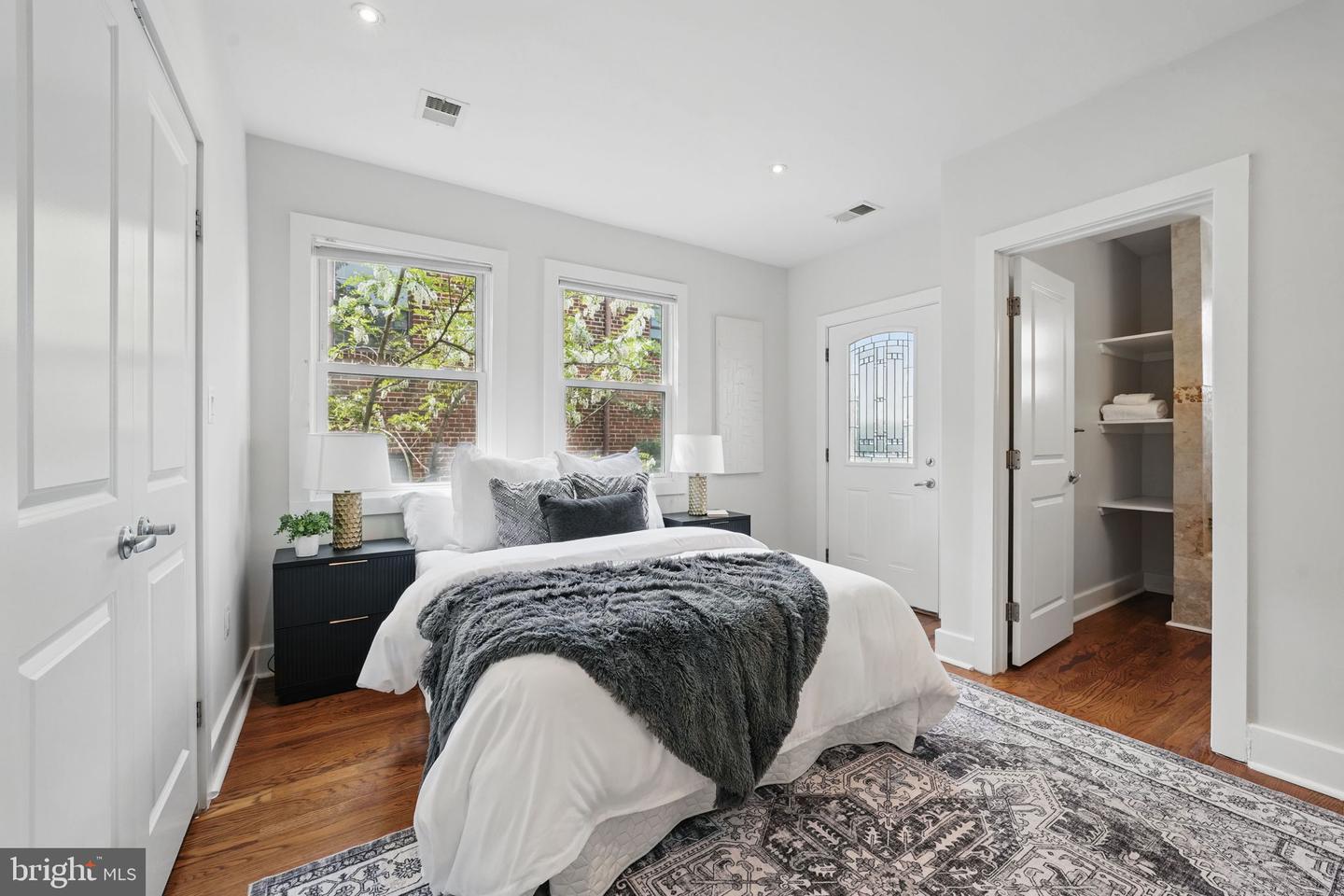 2300 17TH ST NW, WASHINGTON, District Of Columbia 20009, 6 Bedrooms Bedrooms, ,6 BathroomsBathrooms,Residential,For sale,2300 17TH ST NW,DCDC2201776 MLS # DCDC2201776