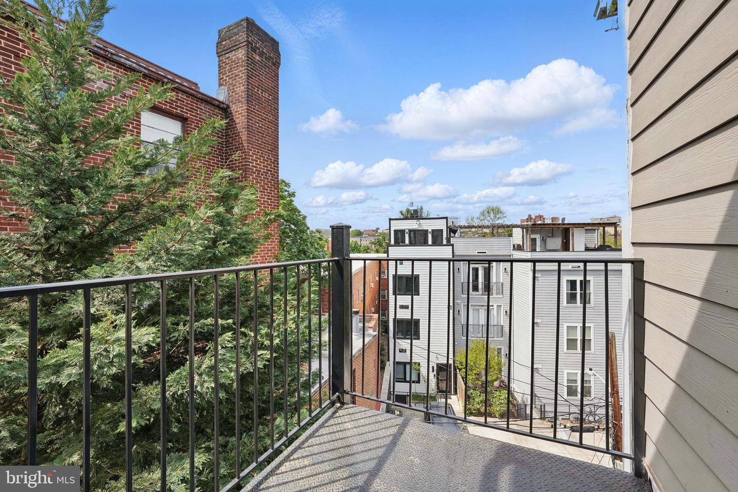 2300 17TH ST NW, WASHINGTON, District Of Columbia 20009, 6 Bedrooms Bedrooms, ,6 BathroomsBathrooms,Residential,For sale,2300 17TH ST NW,DCDC2201776 MLS # DCDC2201776