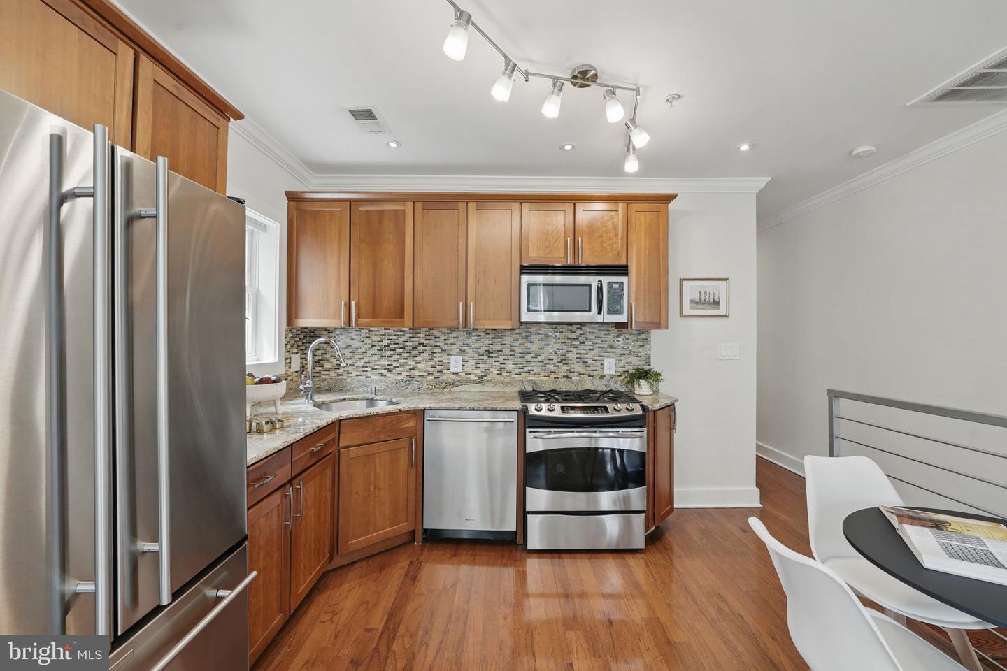 2300 17TH ST NW, WASHINGTON, District Of Columbia 20009, 6 Bedrooms Bedrooms, ,6 BathroomsBathrooms,Residential,For sale,2300 17TH ST NW,DCDC2201776 MLS # DCDC2201776