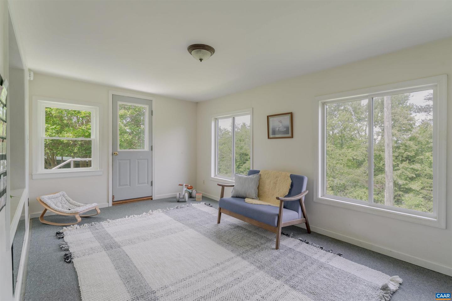5072 SCOTTSVILLE RD, CHARLOTTESVILLE, Virginia 22902, 3 Bedrooms Bedrooms, ,1 BathroomBathrooms,Residential,For sale,5072 SCOTTSVILLE RD,664789 MLS # 664789