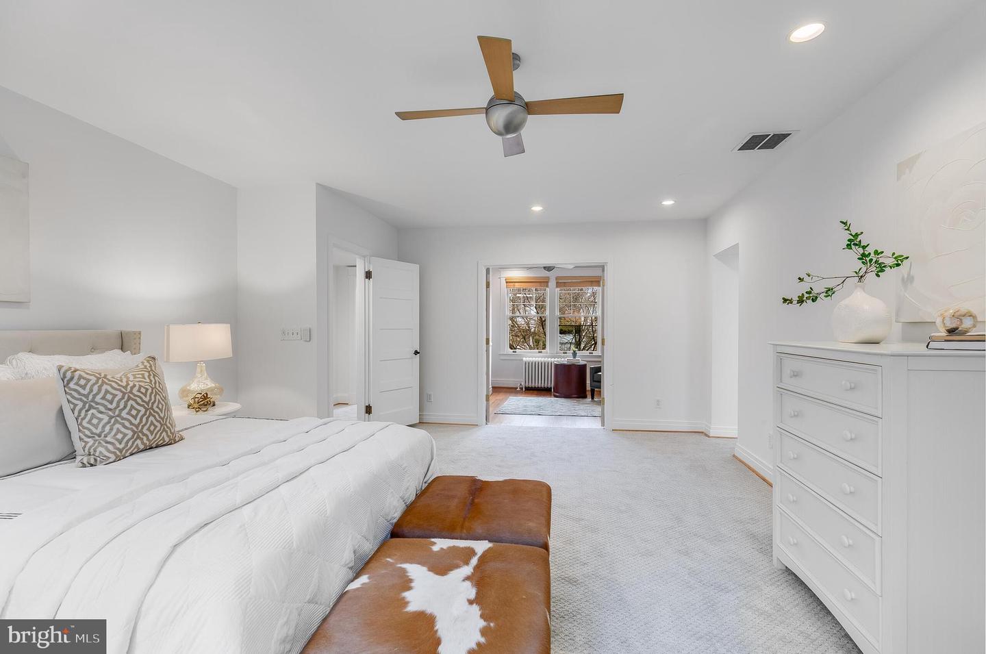 2950 MACOMB ST NW, WASHINGTON, District Of Columbia 20008, 6 Bedrooms Bedrooms, ,4 BathroomsBathrooms,Residential,For sale,2950 MACOMB ST NW,DCDC2201786 MLS # DCDC2201786