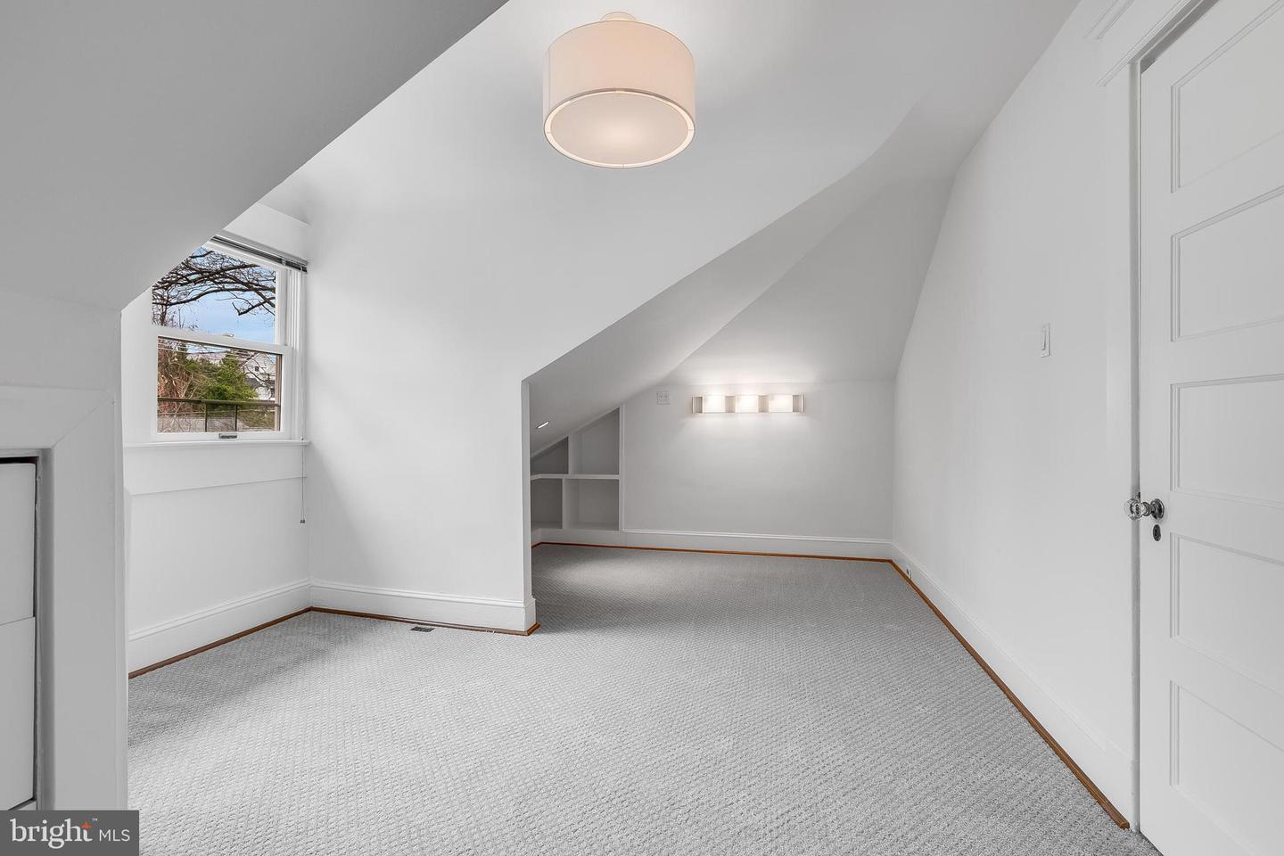 2950 MACOMB ST NW, WASHINGTON, District Of Columbia 20008, 6 Bedrooms Bedrooms, ,4 BathroomsBathrooms,Residential,For sale,2950 MACOMB ST NW,DCDC2201786 MLS # DCDC2201786