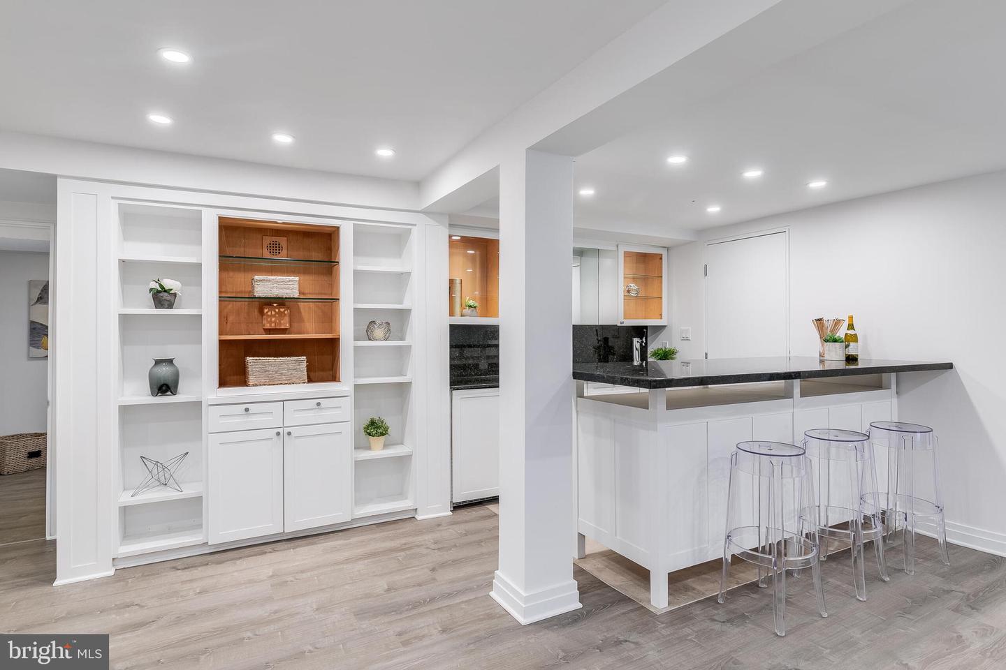 2950 MACOMB ST NW, WASHINGTON, District Of Columbia 20008, 6 Bedrooms Bedrooms, ,4 BathroomsBathrooms,Residential,For sale,2950 MACOMB ST NW,DCDC2201786 MLS # DCDC2201786