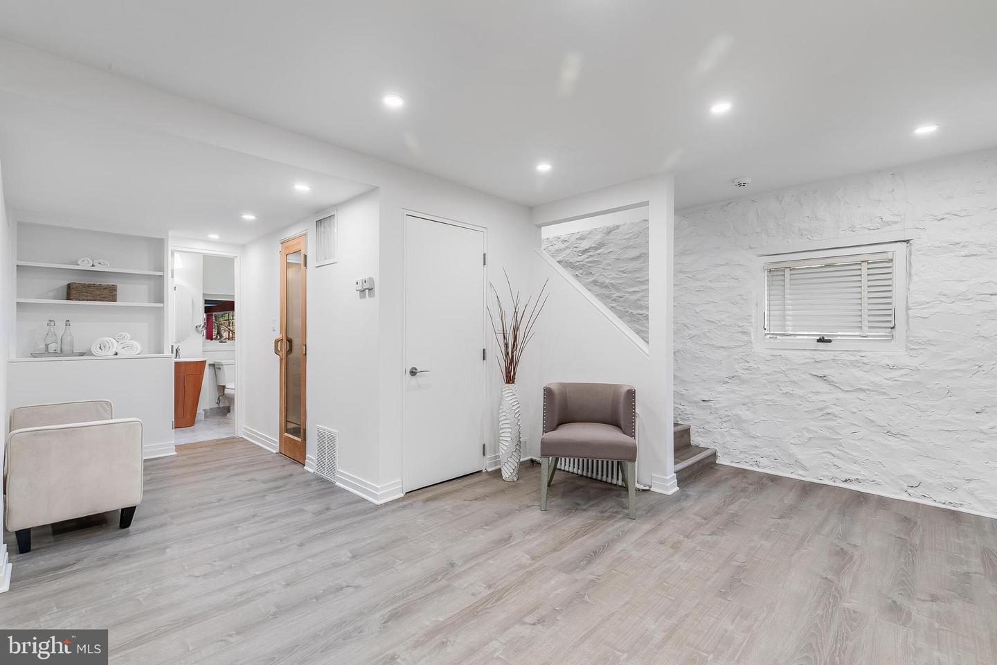 2950 MACOMB ST NW, WASHINGTON, District Of Columbia 20008, 6 Bedrooms Bedrooms, ,4 BathroomsBathrooms,Residential,For sale,2950 MACOMB ST NW,DCDC2201786 MLS # DCDC2201786