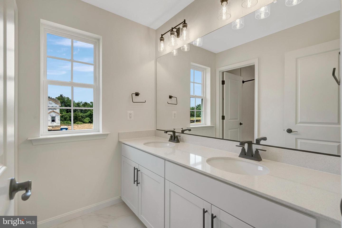 2060 SPRINGVALE DR, BEALETON, Virginia 22712, 5 Bedrooms Bedrooms, ,4 BathroomsBathrooms,Residential,For sale,2060 SPRINGVALE DR,VAFQ2016722 MLS # VAFQ2016722