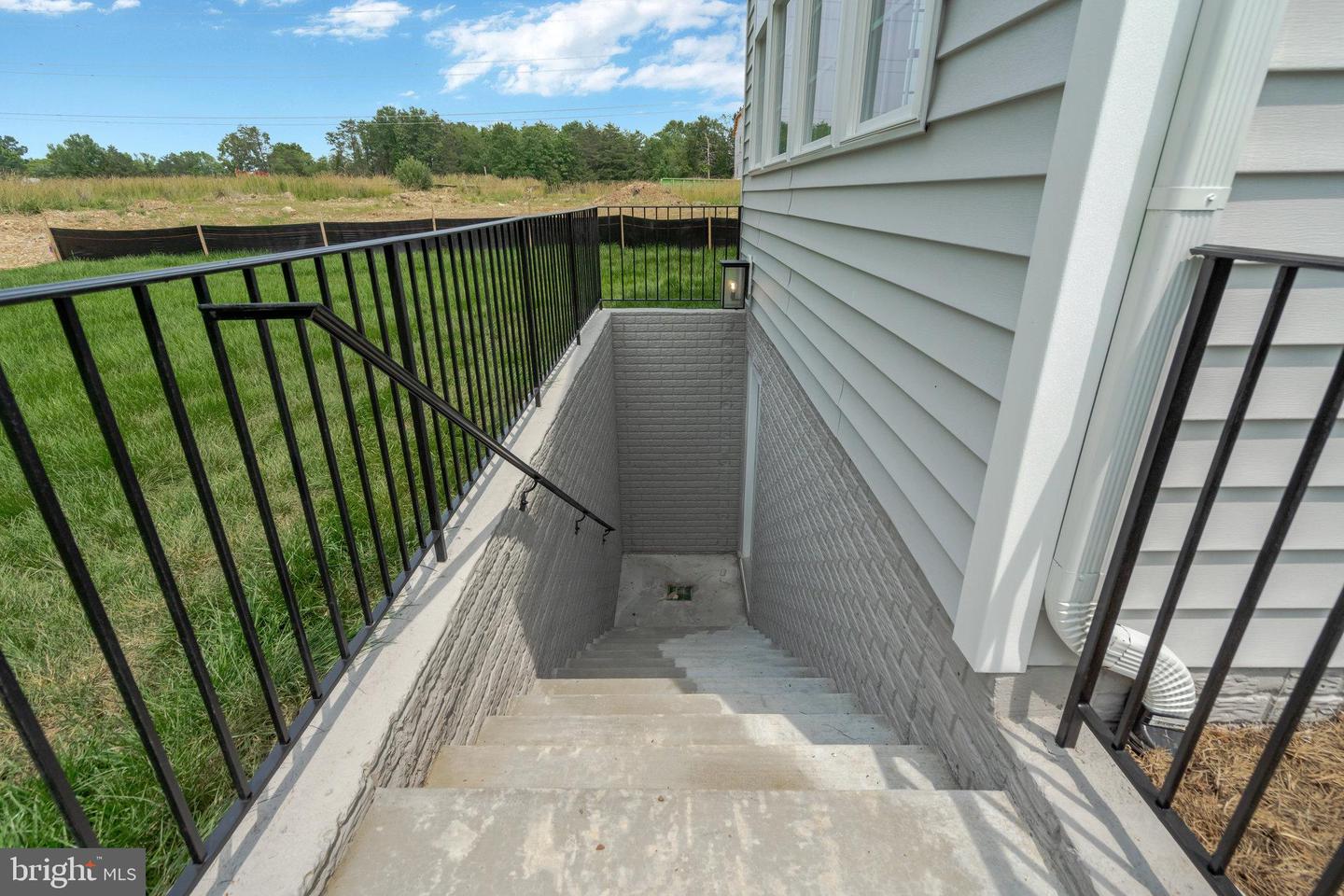 2060 SPRINGVALE DR, BEALETON, Virginia 22712, 5 Bedrooms Bedrooms, ,4 BathroomsBathrooms,Residential,For sale,2060 SPRINGVALE DR,VAFQ2016722 MLS # VAFQ2016722
