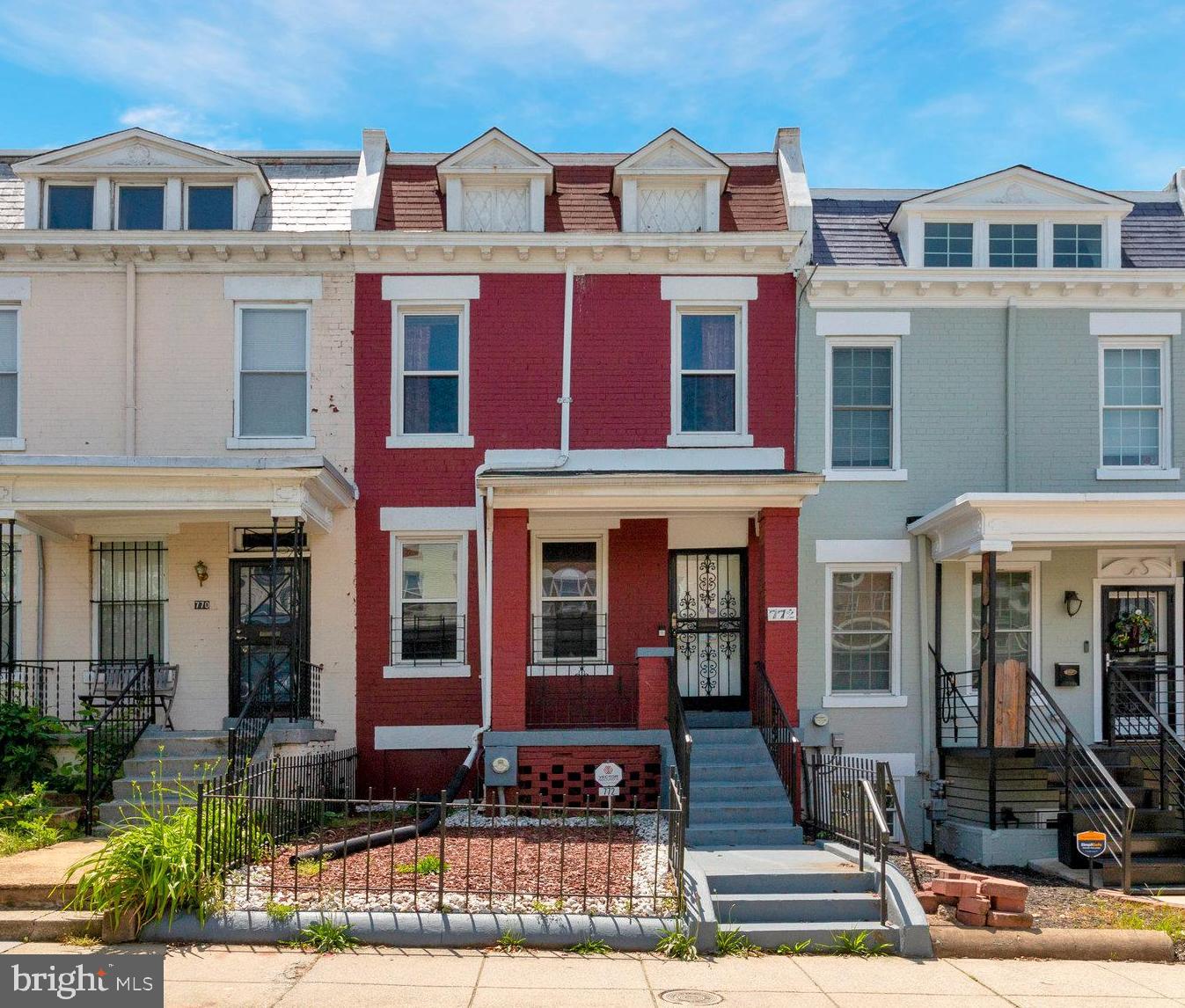 772 COLUMBIA RD NW, WASHINGTON, District Of Columbia 20001, 2 Bedrooms Bedrooms, ,1 BathroomBathrooms,Residential,For sale,772 COLUMBIA RD NW,DCDC2176078 MLS # DCDC2176078