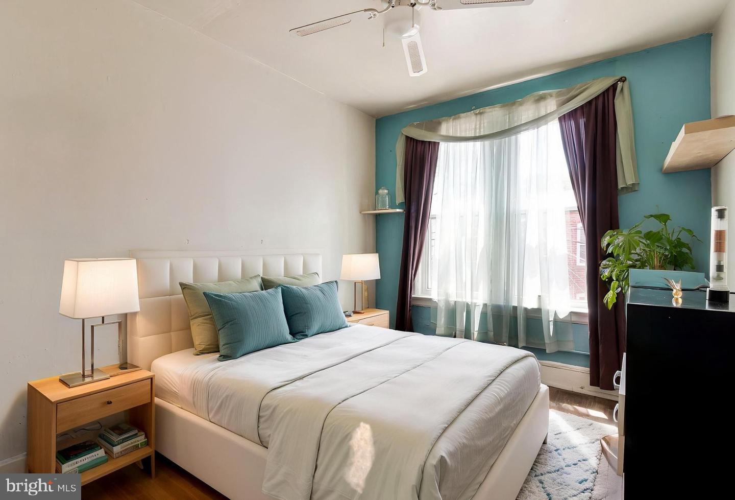 772 COLUMBIA RD NW, WASHINGTON, District Of Columbia 20001, 2 Bedrooms Bedrooms, ,1 BathroomBathrooms,Residential,For sale,772 COLUMBIA RD NW,DCDC2176078 MLS # DCDC2176078