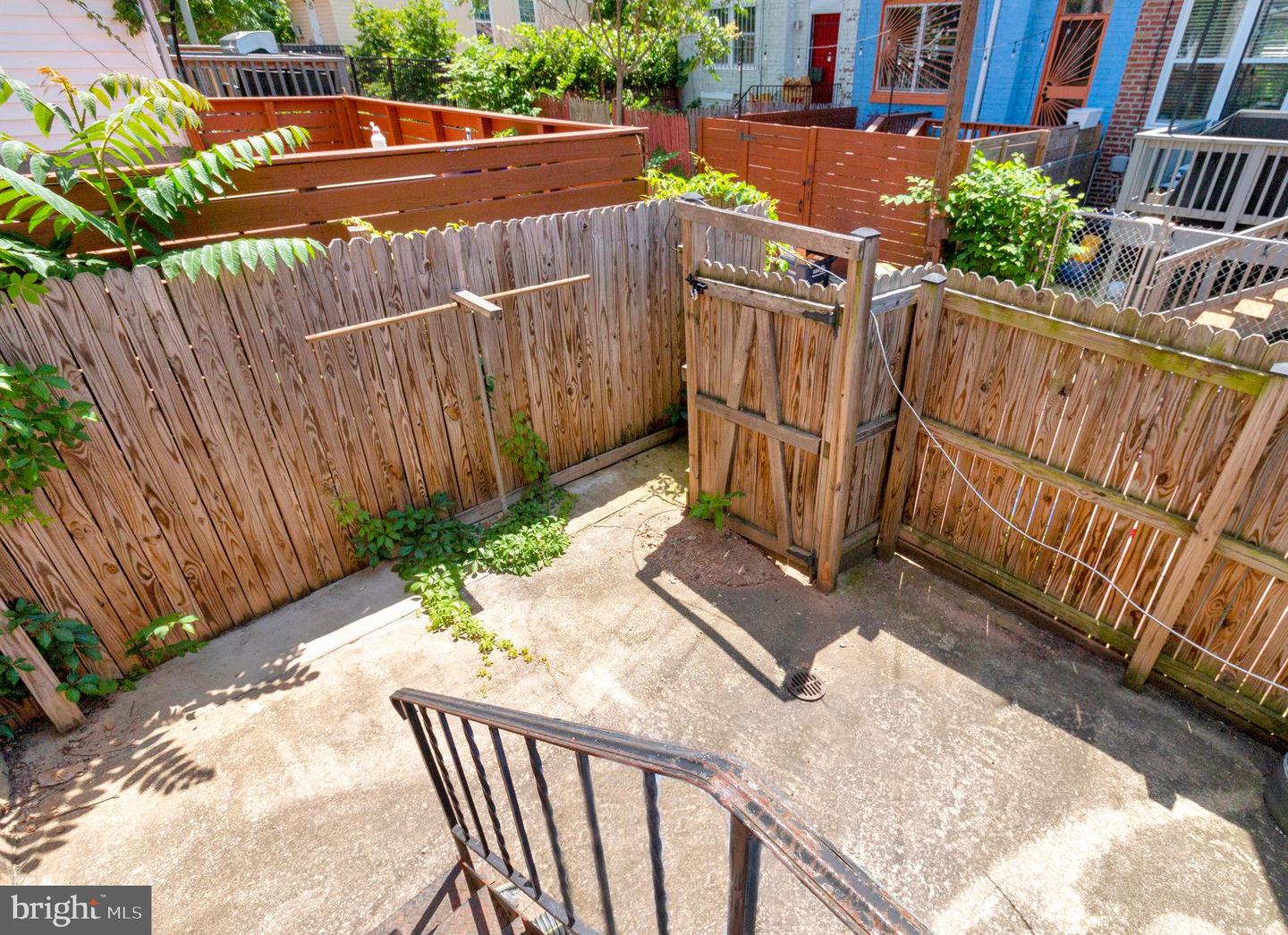 772 COLUMBIA RD NW, WASHINGTON, District Of Columbia 20001, 2 Bedrooms Bedrooms, ,1 BathroomBathrooms,Residential,For sale,772 COLUMBIA RD NW,DCDC2176078 MLS # DCDC2176078