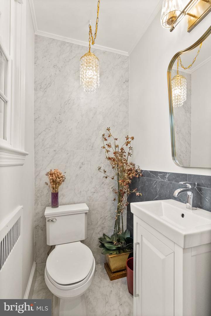 4611 16TH ST NW, WASHINGTON, District Of Columbia 20011, 5 Bedrooms Bedrooms, ,3 BathroomsBathrooms,Residential,For sale,4611 16TH ST NW,DCDC2185620 MLS # DCDC2185620