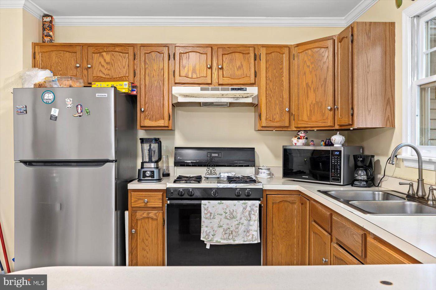 9814 DOMINION FOREST CIR, FREDERICKSBURG, Virginia 22408, 4 Bedrooms Bedrooms, ,3 BathroomsBathrooms,Residential,For sale,9814 DOMINION FOREST CIR,VASP2030978 MLS # VASP2030978