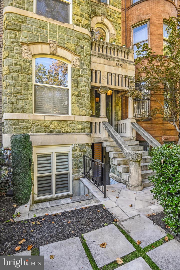 1832 16TH ST NW #1, WASHINGTON, District Of Columbia 20009, 2 Bedrooms Bedrooms, ,2 BathroomsBathrooms,Residential,For sale,1832 16TH ST NW #1,DCDC2187604 MLS # DCDC2187604