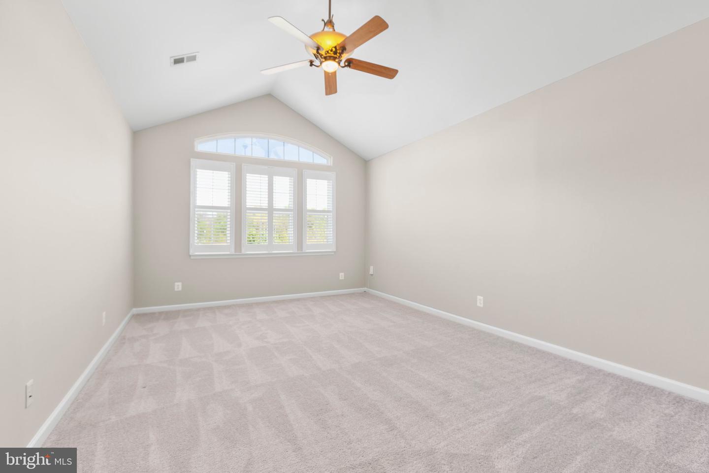 13962 GREENDALE DR, WOODBRIDGE, Virginia 22191, 3 Bedrooms Bedrooms, ,3 BathroomsBathrooms,Residential,For sale,13962 GREENDALE DR,VAPW2088954 MLS # VAPW2088954