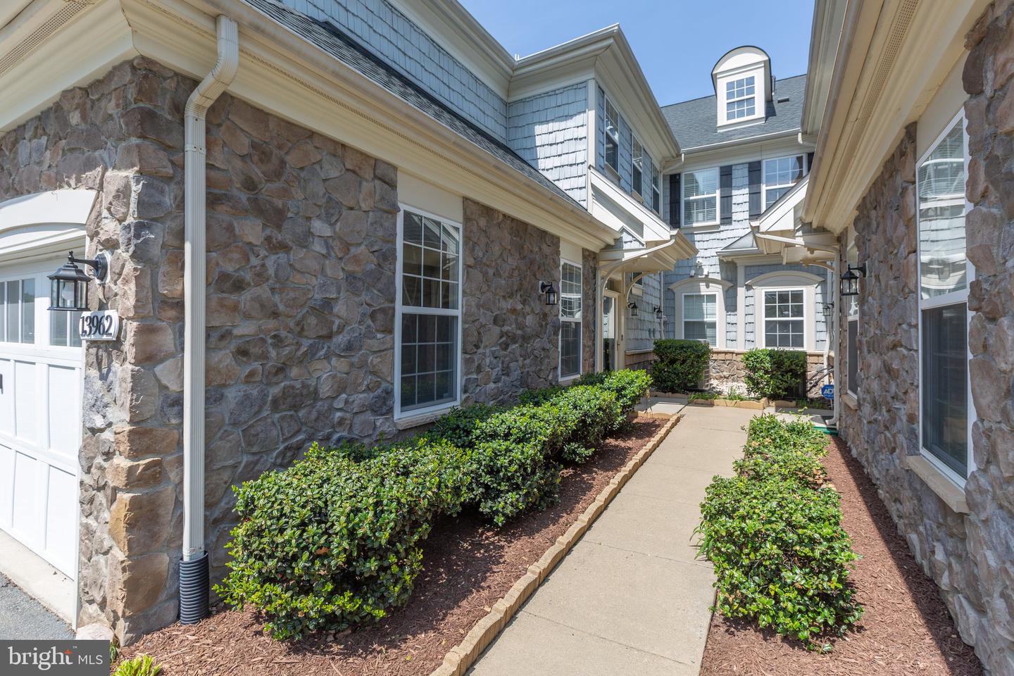 13962 GREENDALE DR, WOODBRIDGE, Virginia 22191, 3 Bedrooms Bedrooms, ,3 BathroomsBathrooms,Residential,For sale,13962 GREENDALE DR,VAPW2088954 MLS # VAPW2088954