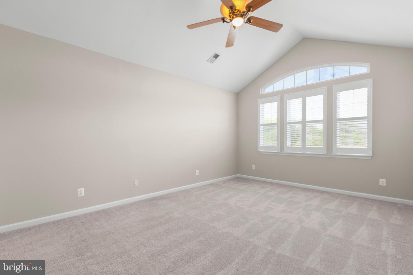 13962 GREENDALE DR, WOODBRIDGE, Virginia 22191, 3 Bedrooms Bedrooms, ,3 BathroomsBathrooms,Residential,For sale,13962 GREENDALE DR,VAPW2088954 MLS # VAPW2088954