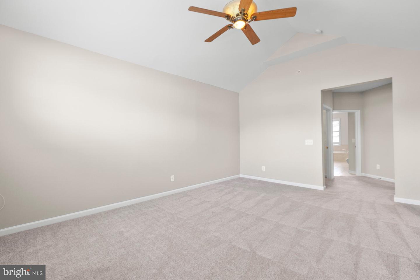 13962 GREENDALE DR, WOODBRIDGE, Virginia 22191, 3 Bedrooms Bedrooms, ,3 BathroomsBathrooms,Residential,For sale,13962 GREENDALE DR,VAPW2088954 MLS # VAPW2088954