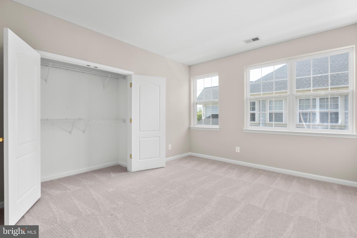 13962 GREENDALE DR, WOODBRIDGE, Virginia 22191, 3 Bedrooms Bedrooms, ,3 BathroomsBathrooms,Residential,For sale,13962 GREENDALE DR,VAPW2088954 MLS # VAPW2088954
