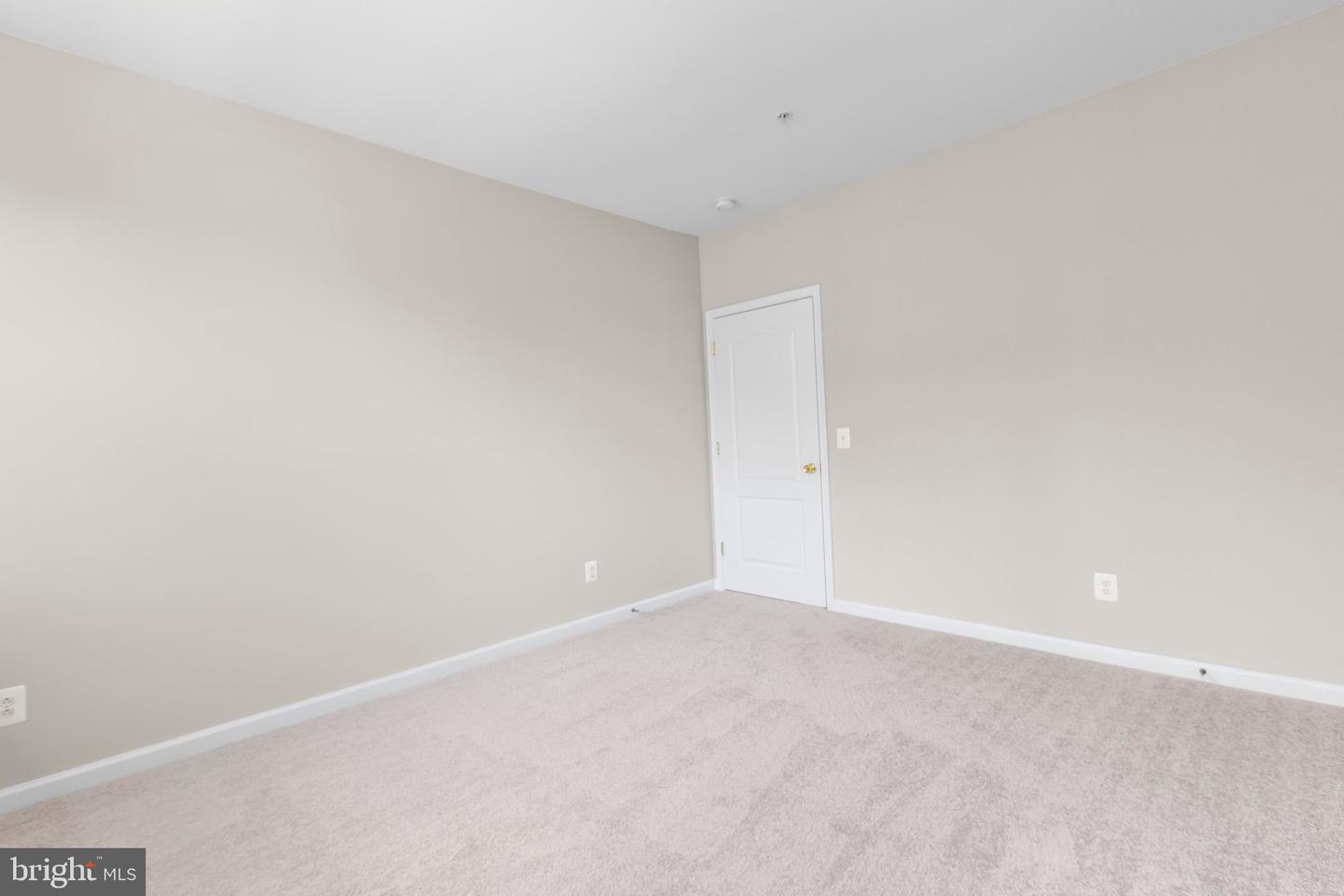 13962 GREENDALE DR, WOODBRIDGE, Virginia 22191, 3 Bedrooms Bedrooms, ,3 BathroomsBathrooms,Residential,For sale,13962 GREENDALE DR,VAPW2088954 MLS # VAPW2088954