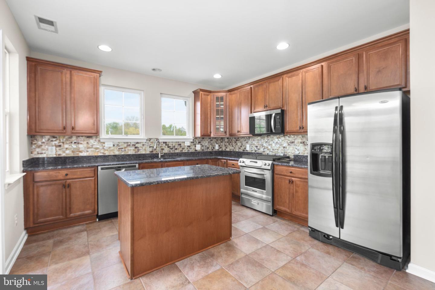 13962 GREENDALE DR, WOODBRIDGE, Virginia 22191, 3 Bedrooms Bedrooms, ,3 BathroomsBathrooms,Residential,For sale,13962 GREENDALE DR,VAPW2088954 MLS # VAPW2088954