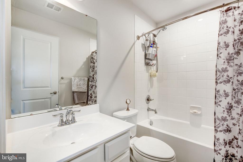 9840 CEDARMASS CIR, FREDERICKSBURG, Virginia 22408, 3 Bedrooms Bedrooms, ,2 BathroomsBathrooms,Residential,9840 CEDARMASS CIR,VASP2033324 MLS # VASP2033324