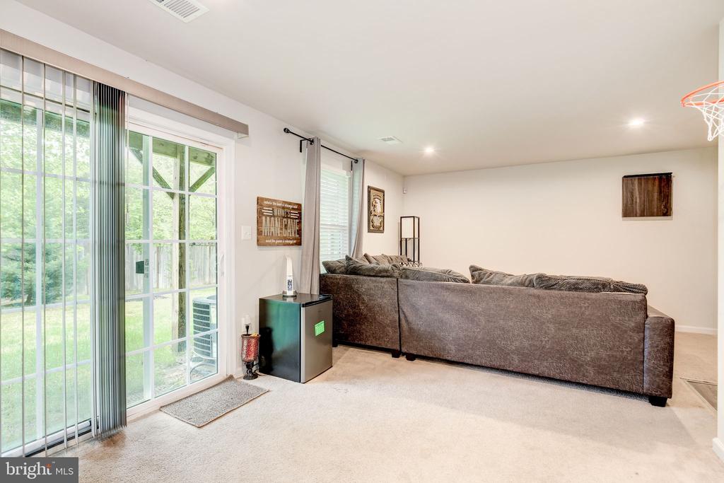 9840 CEDARMASS CIR, FREDERICKSBURG, Virginia 22408, 3 Bedrooms Bedrooms, ,2 BathroomsBathrooms,Residential,9840 CEDARMASS CIR,VASP2033324 MLS # VASP2033324
