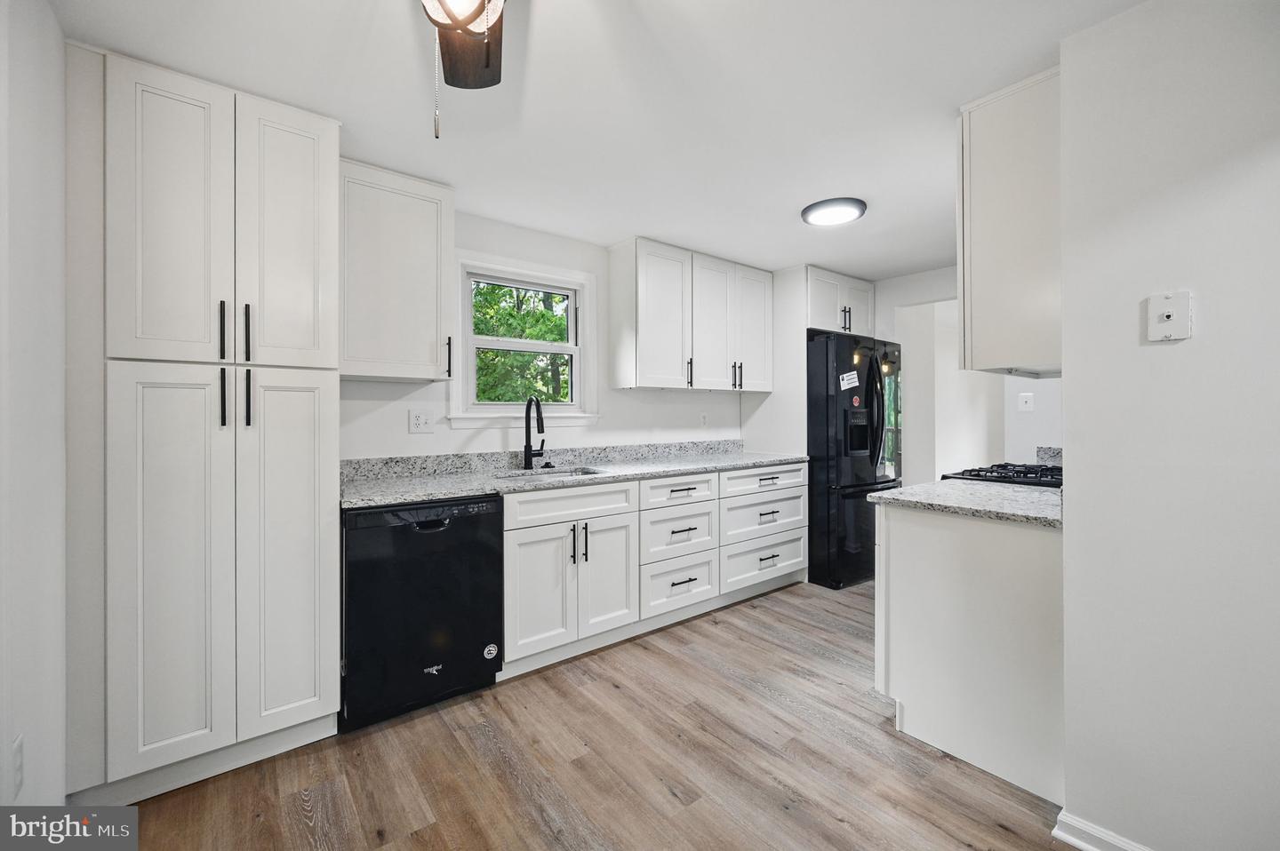 5914 GRISBY HOUSE CT, CENTREVILLE, Virginia 20120, 3 Bedrooms Bedrooms, ,2 BathroomsBathrooms,Residential,For sale,5914 GRISBY HOUSE CT,VAFX2229860 MLS # VAFX2229860