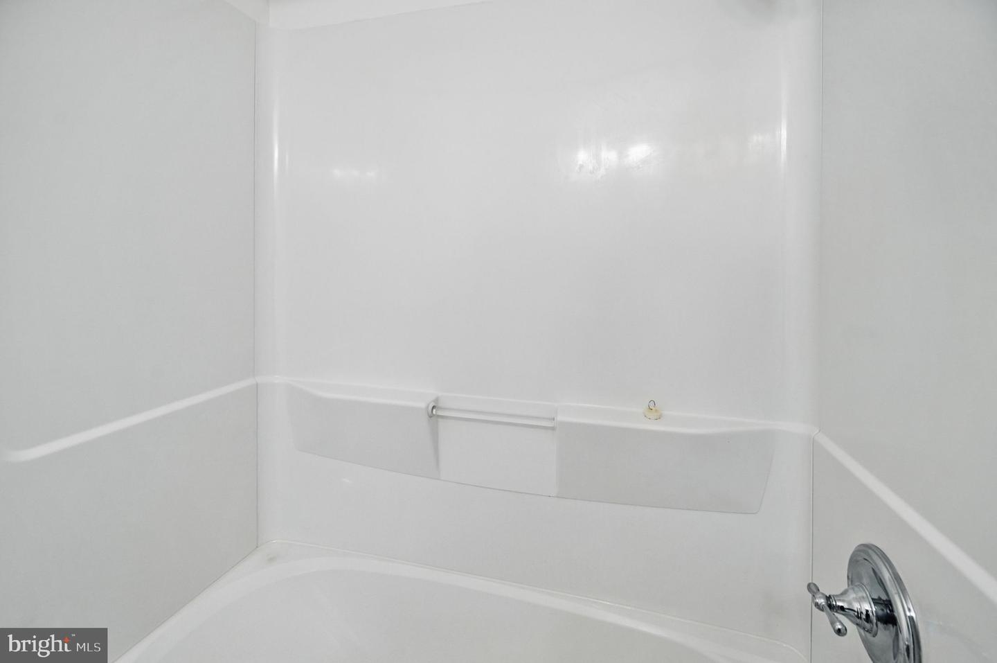 5914 GRISBY HOUSE CT, CENTREVILLE, Virginia 20120, 3 Bedrooms Bedrooms, ,2 BathroomsBathrooms,Residential,For sale,5914 GRISBY HOUSE CT,VAFX2229860 MLS # VAFX2229860