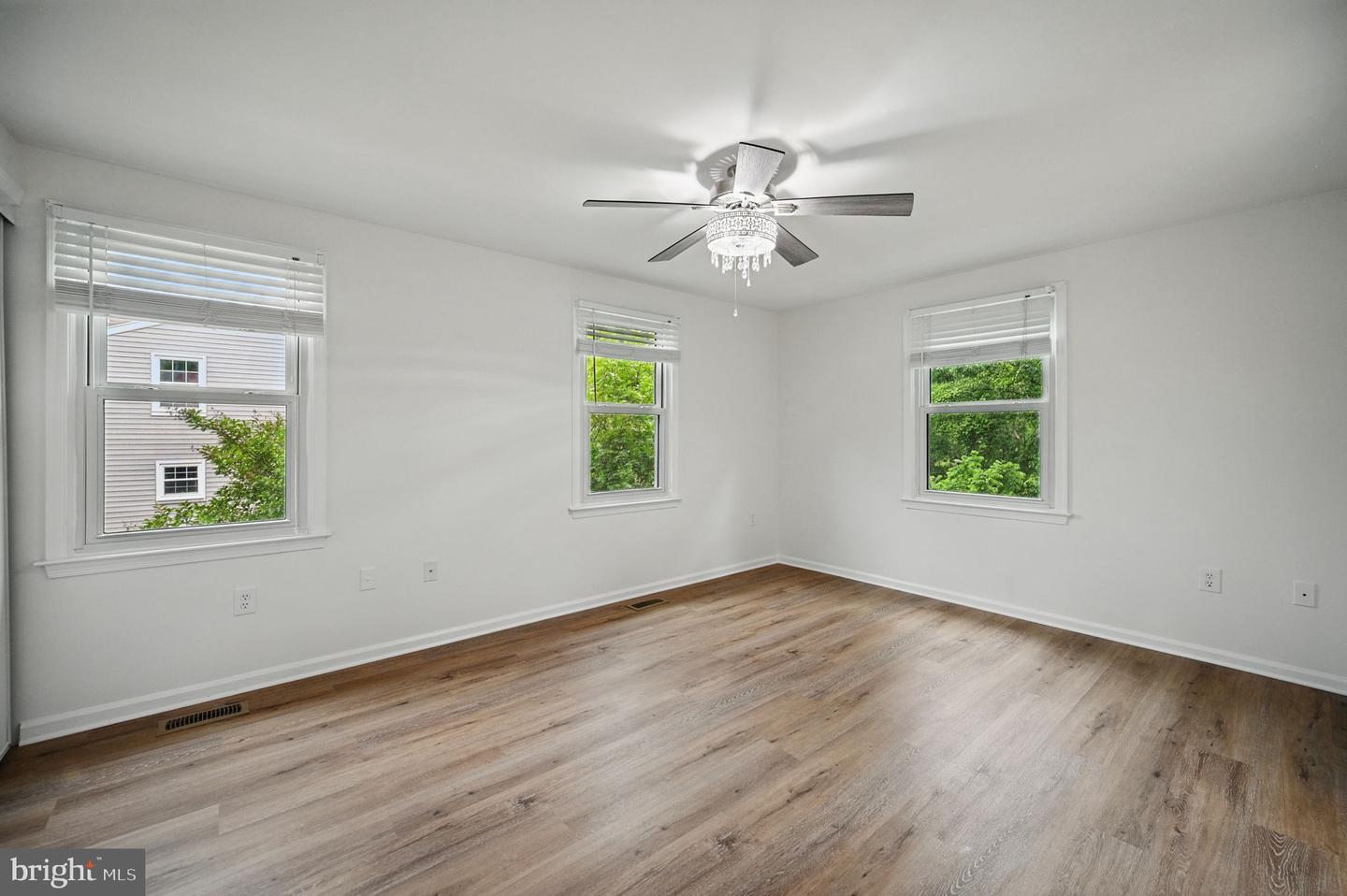5914 GRISBY HOUSE CT, CENTREVILLE, Virginia 20120, 3 Bedrooms Bedrooms, ,2 BathroomsBathrooms,Residential,For sale,5914 GRISBY HOUSE CT,VAFX2229860 MLS # VAFX2229860